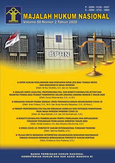 Sampul Majalah Hukum Nasional